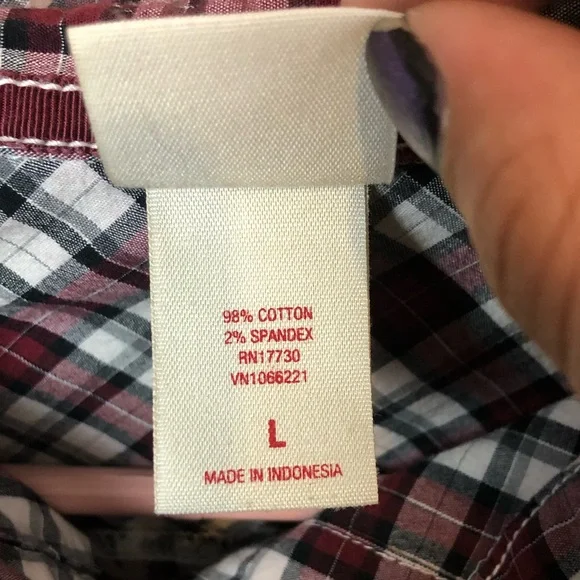 Mossimo Plaid Button Down Collared Long Sleeve Shirt - Picture 6 of 8